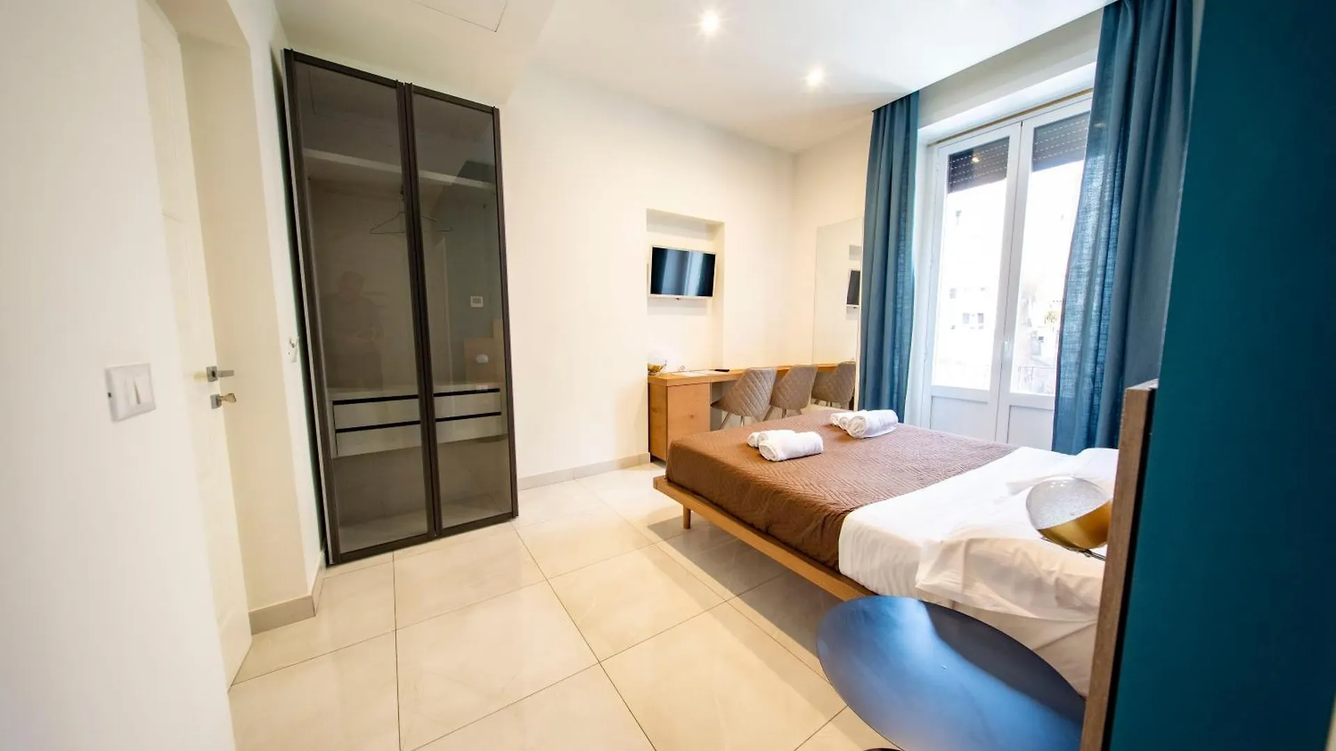 Catania Living Rooms